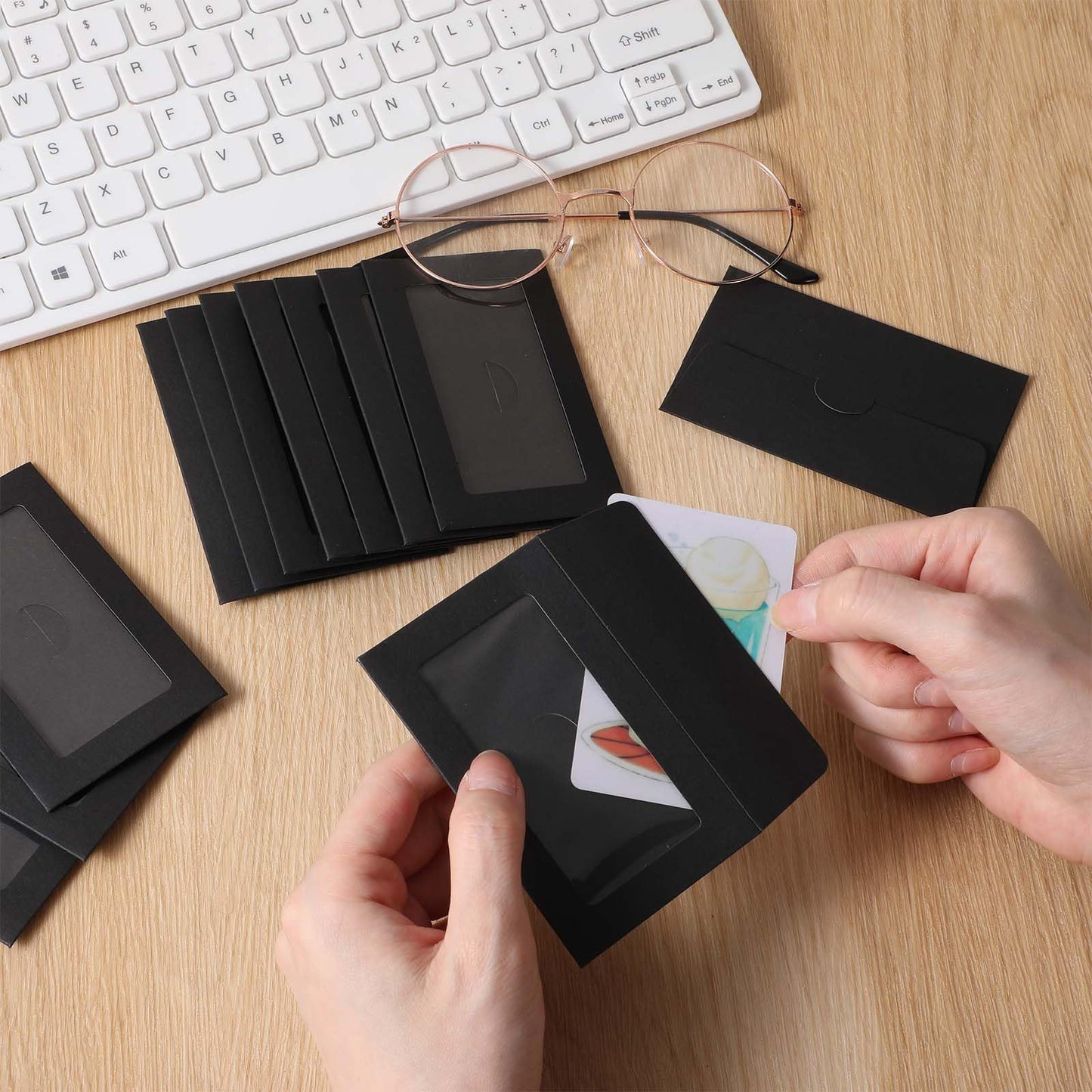 300Pcs Gift Card Envelopes, 3.9'' x 2.4" Black Gift Card Sleeves Bulk with Window, Mini Envelopes Sleeves for Father's Day, Graduation Season