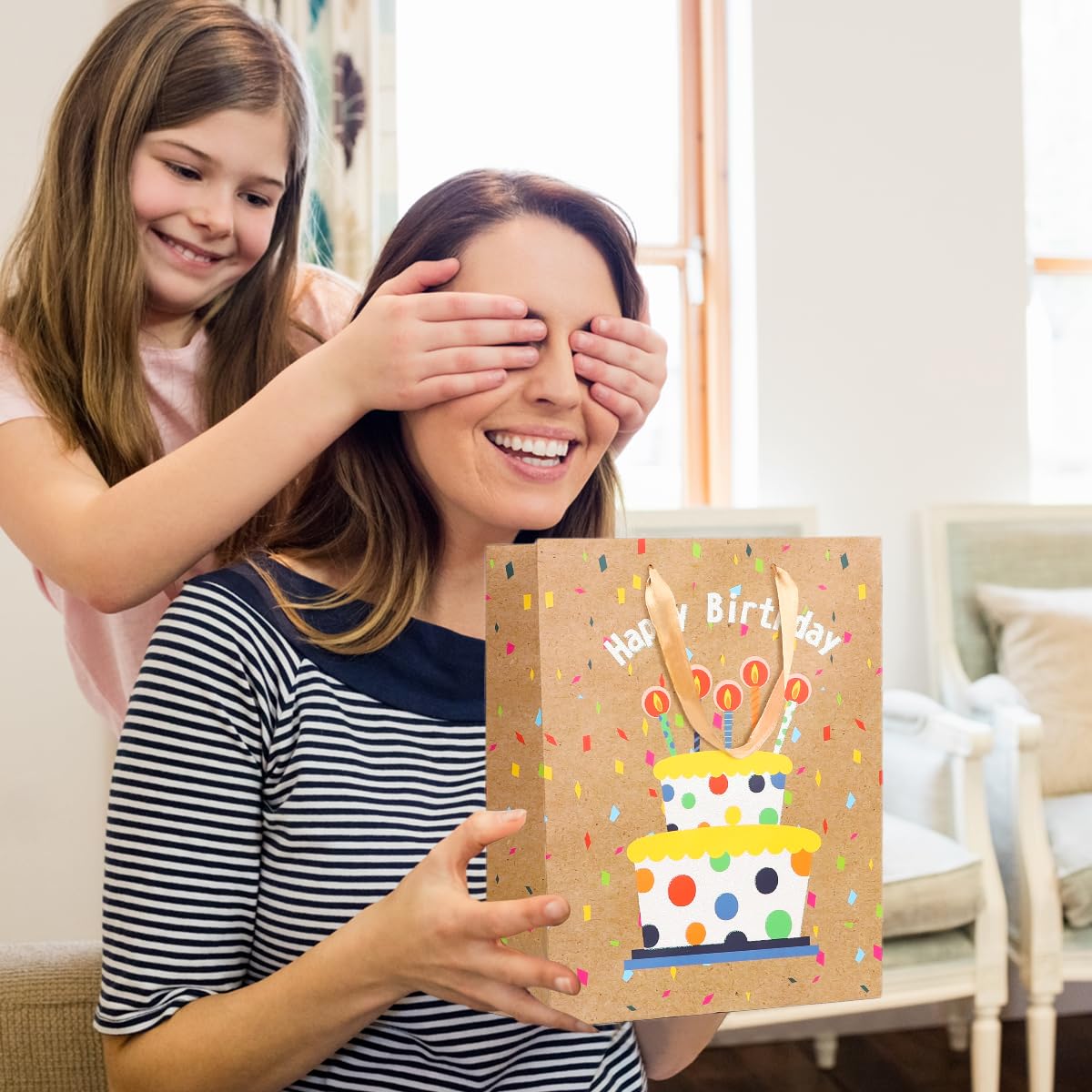 Dimetey 4pcs 13'' Happy Gift Bags in 4 Designs, Includes Greeting Cards, Large Paper Bags with Handles, Ideal for Kids, Adults Birthdays