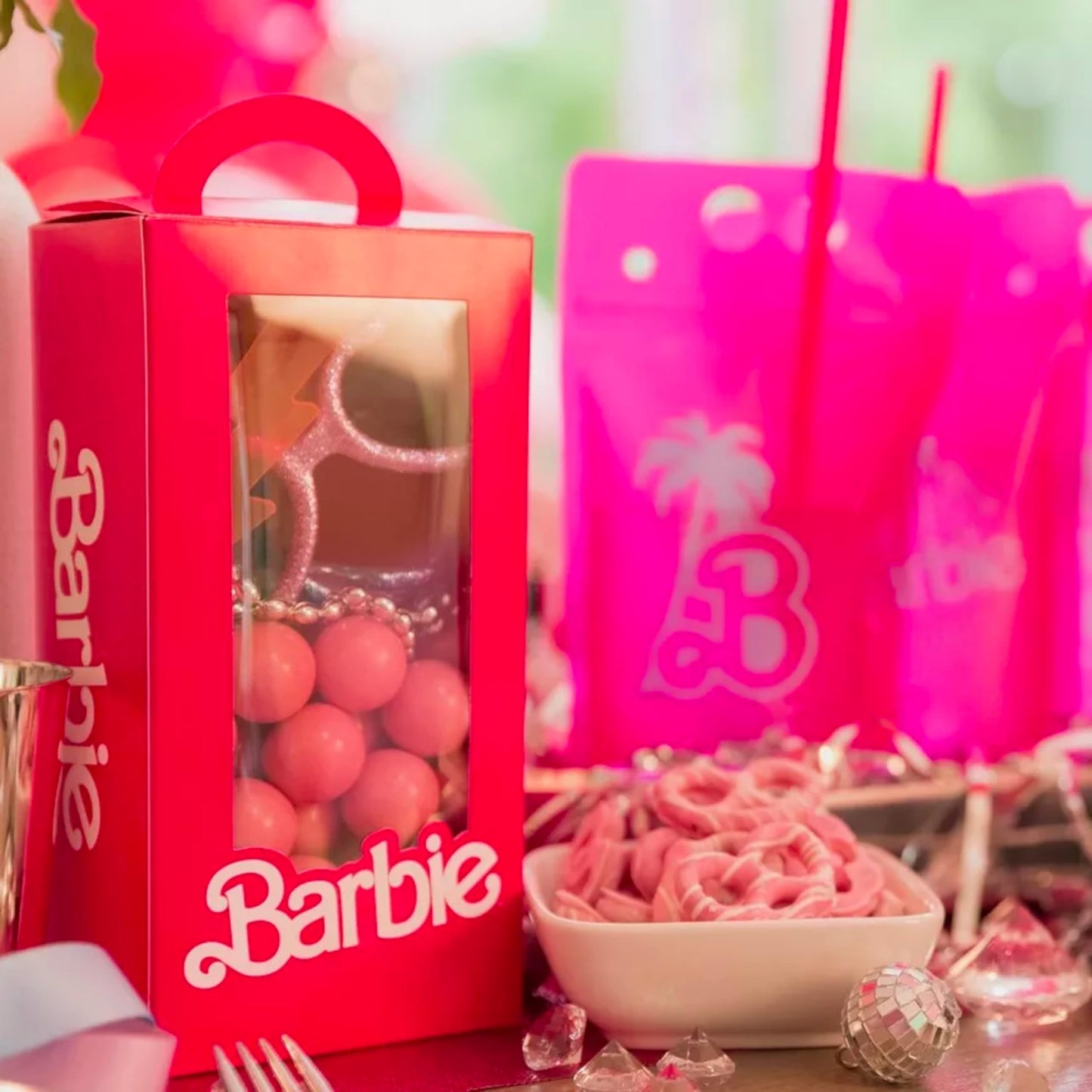Amscan Elegant Pink Malibu Barbie Favor Boxes - 8" x 4" x 3" (Pack of 4) - Eye-catching Design & Material - Perfect for Birthday Celebrations