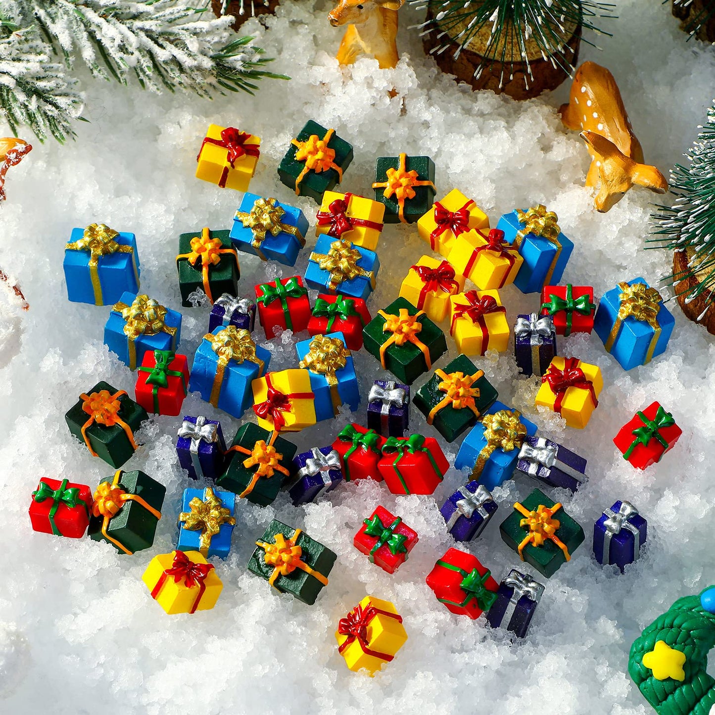 Bucherry 100 Pcs Christmas Miniature Ornaments Kit - Mini Boxes Ornament DIY Craft Resin Xmas Charms for DIY Garden Accessories Christmas Tree Decoration Phone Case Making