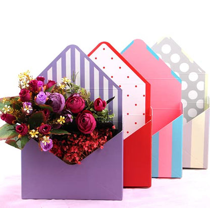 5 Pcs Flower Envelope Box,Folding Flower Storage Box,Waterproof Envelop Paper Boxes,Hand Folding Bouquet Flower Box for Wedding Engagement Valentines Day Birthday Graduation Party Decoration(Red)