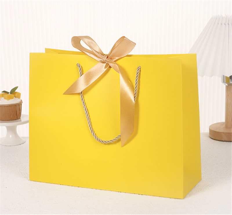 JMANNI Gift Bags with Handles, 13” Medium Gift Bag for Presents, 1 Pcs Bags with 2 Tissue Paper and 1 Cards for Baby Shower Wedding Bridal Shower Mother's Day Birthday Party (Yellow