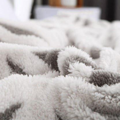 LOMAO Sherpa Fleece Blanket for Mom Cozy Soft Throw Blanket for Women Men Birthday Gifts Dual Sided Couch Sofa Bed Blanket (Grey,51x63)