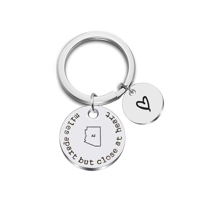 JJTZX Miles Apart but Close at Heart United States Keychain - Long Distance Relationship Gift