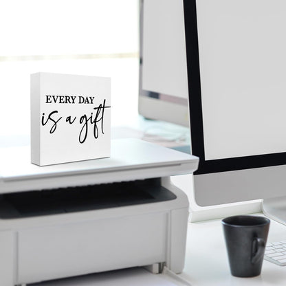 Inspirational Gifts for Women Men Friends, Everyday Is A Gift Wood Box Sign Decor for Home Room Office Cubicle Desk Shelf, Rustic Wooden Box Decorative Signs, 5.1x5.1Inch