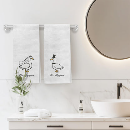 Funny Mr and Mrs Silly Goose Kitchen Towels, Wedding Gifts for Couples Newlyweds Dish Tea Towels for Kitchen Decor, Just Married Gifts Decorative Hand Towels for Bathroom, 16x24 Inch Set of 2