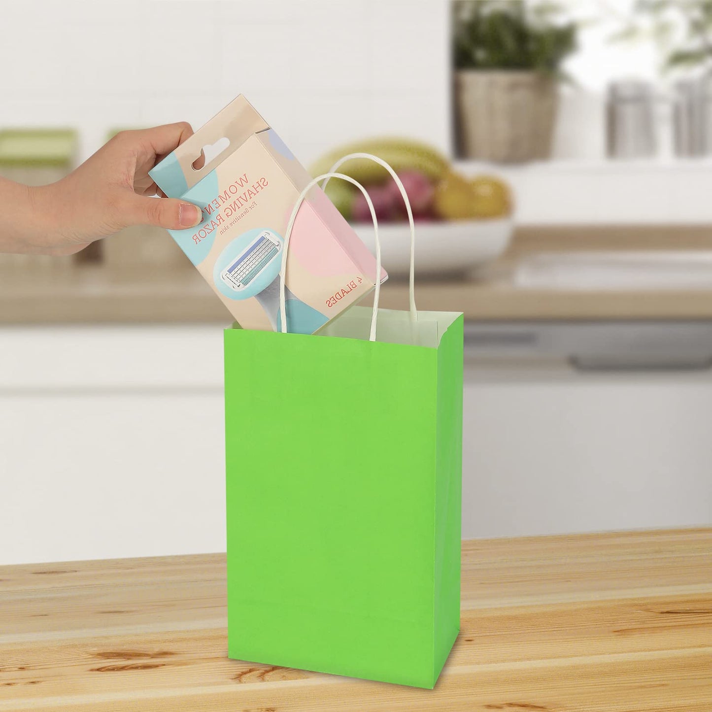 100 Pack 5.25x3.25x8.25 Inch Small Grass Green Kraft Paper Bags with Handles Bulk, Toovip Gift Wrap Bags for Favor Grocery Retail Party Birthday Shopping Business Goody Craft Merchandise Takeout Sacks