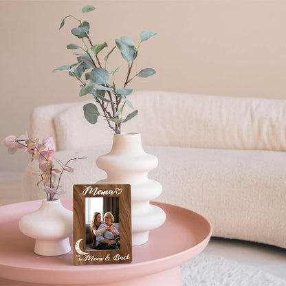 Mema Gift, Ideal Birthday Gift for Mema, Mother's Day Gift for Mema Grandma Mom, Mema I Love You to The Moon and Back Photo Frame, Holds 4 x 6 Inch Photo, Farmhouse Wooden Picture Frame Gift