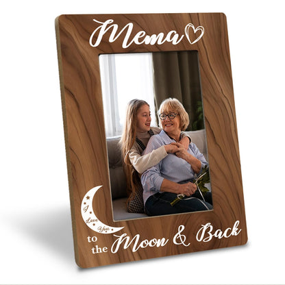 Mema Gift, Ideal Birthday Gift for Mema, Mother's Day Gift for Mema Grandma Mom, Mema I Love You to The Moon and Back Photo Frame, Holds 4 x 6 Inch Photo, Farmhouse Wooden Picture Frame Gift