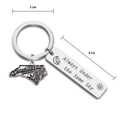 JJTZX Always Under the Same Sky US State Keychain Long Distance Map Keychain Graduation Gift between Best Friends