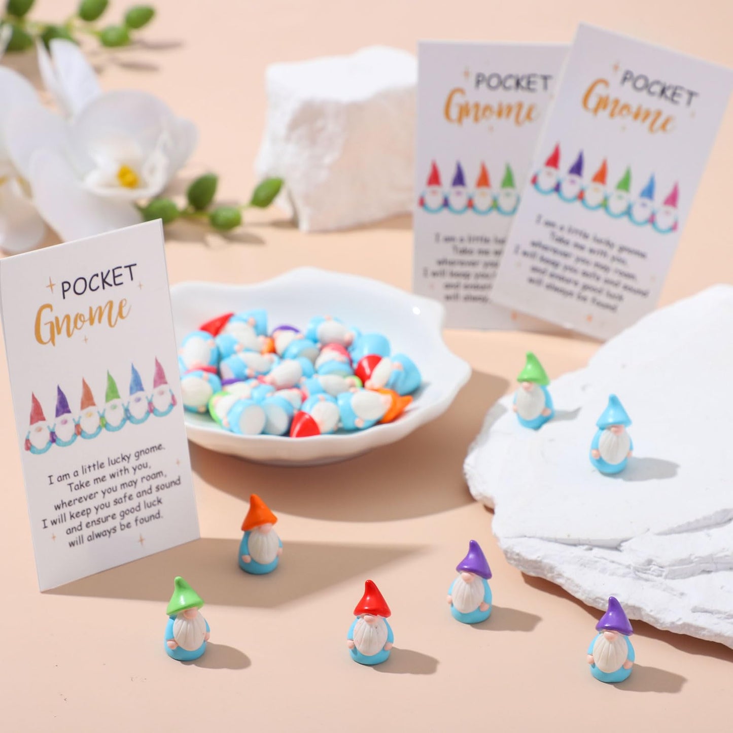 Silipull 30 sets Good Luck Gifts Bulk - Mini Resin Gnome Charms with Story Cards & Organza Bags - Teacher Appreciation Gifts Graduation Party Favors Pocket Tokens for Teacher Nurse Friends Coworkers
