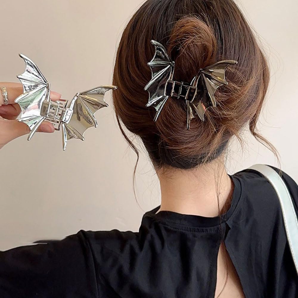 Halloween Bat Hair Claw Clips - Black Bat Wing Shape Hair Clips Gothic Halloween Hair Decoration for Women Thick or Thin Hair Accessories Metal Clamp Clips No-Slip Hair Barrette Clip for Hair Styling