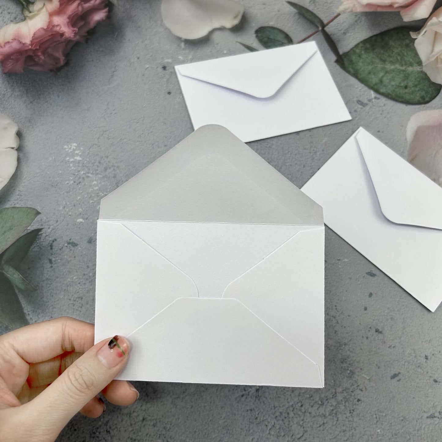 150 Packs of Gift Card Envelopes, white Mini Envelopes, Gift Card Holder, Business Card Envelopes (4"x2.75") (White)