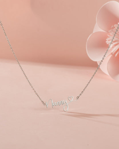 Grandma Necklace Nanny Jewelry Stainless Steel Cutout Gigi Mimi Nana Nanny Heart Letter Pendant Necklace Gifts for Grandma from Grandchild.
