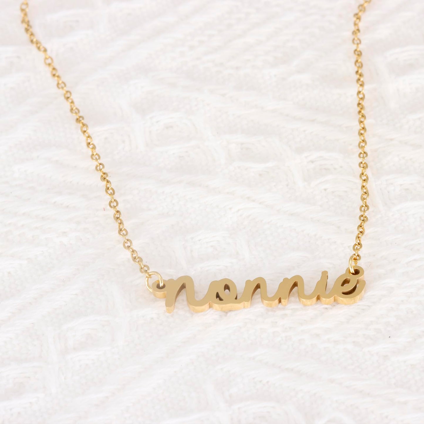 HUTIMY Nonnie Birthday Gifts for Grandma Women from Grandkids Items Personalized Best Nonnie Necklace