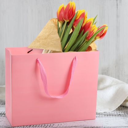 Lyellfe 30 Pack Pink Gift Bags, Heavy Duty Kraft Paper Bag with Handle Bulk, Recycled Water-proof Shopping Bags, Assoorted Merchandise Retail Bags for Birthday, Wedding, Party, S, M, L