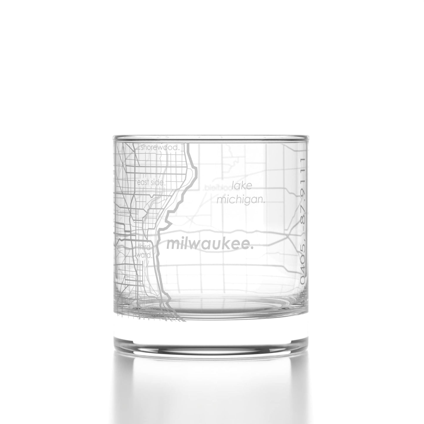 Well Told Engraved Milwaukee Wisconsin Map Rocks Glass, Old Fashioned Whiskey Glass (11 oz, Clear) Etched Whiskey Glass, Gifts For Whiskey Lovers