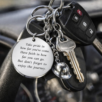 2PC Safety Helmet Keychain Metal Keyring Appreciation Gift for Construction Engineers and Workers
