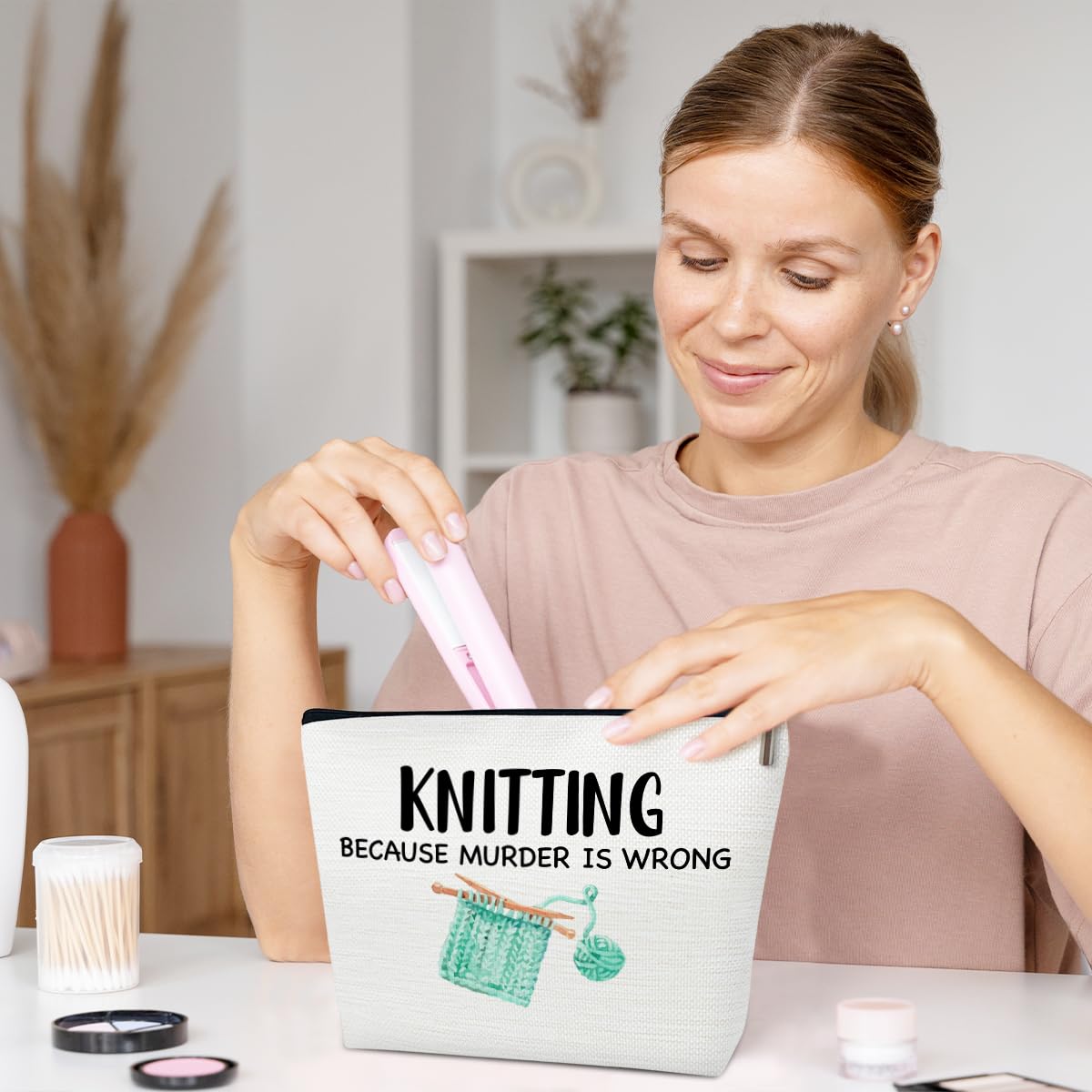 Funny Knitting Gifts Makeup Bag, Crocheting Gifts for Knitters Lovers, Women, Crocheter Supplies Stuff, Cosmetic Bag for Purse