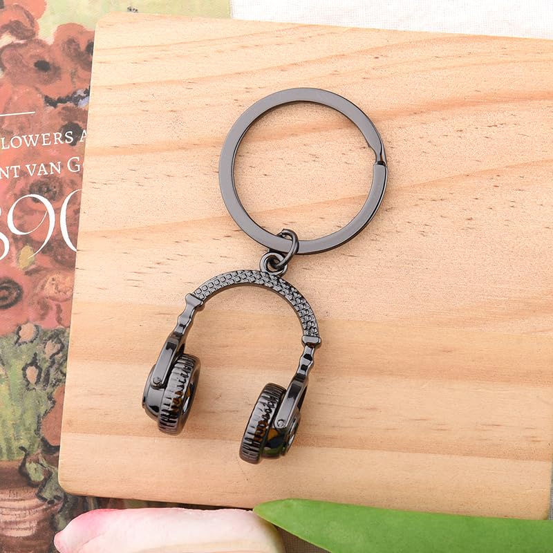 Music Lover Gifts for Women Men Music Note Keychain Gifts for Musician Singer Birthday Christmas Gifts for Women Men