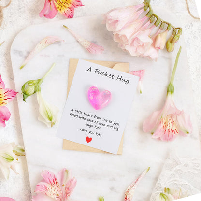 YUXIANLB 6 Pcs Pocket Hug Gift Set Heart Keepsake Tokens with Inspirational Greeting Cards Cute Thoughtful Gifts for Birthdays Anniversaries Friendship Long Distance Relationships Christmas Graduation