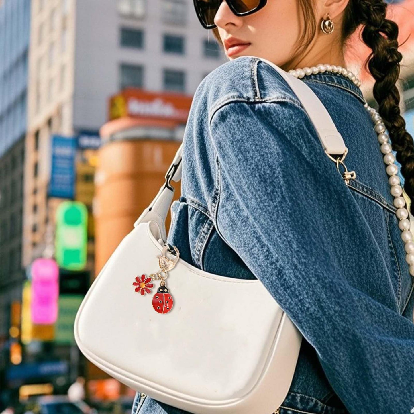 4Pcs Seven-Spotted Ladybug Keychain – Fun & Stylish Bag Charm,Pendant Jewelry for Women, Gift for Birthdays, Graduation