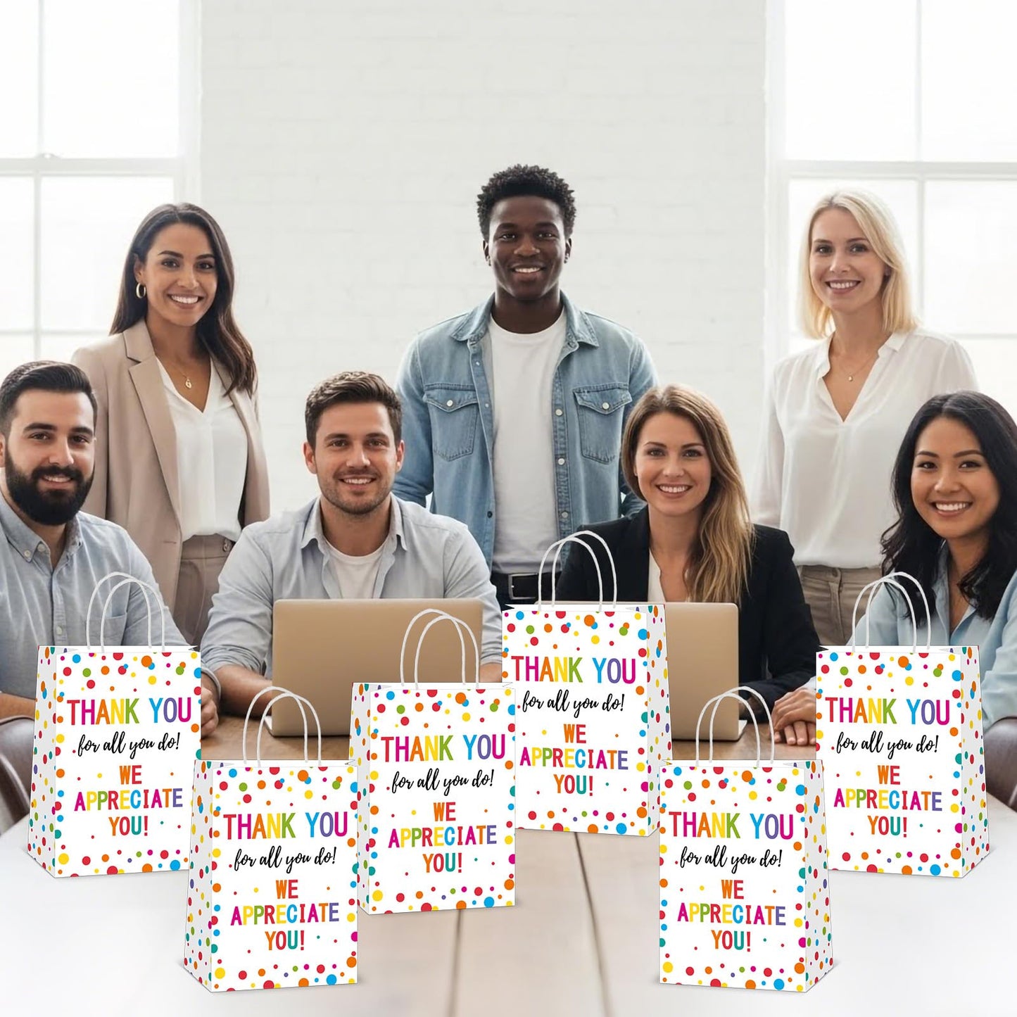 Oitnlaughter 12 Pcs We Appreciate You Paper Gift Bags Thank You for All You Do Goodie Bag Be Thankful to Teacher Doctor Staff Treat Bag Decoration for Thank You Party Favors Supplies 8 x 6 x 3inch