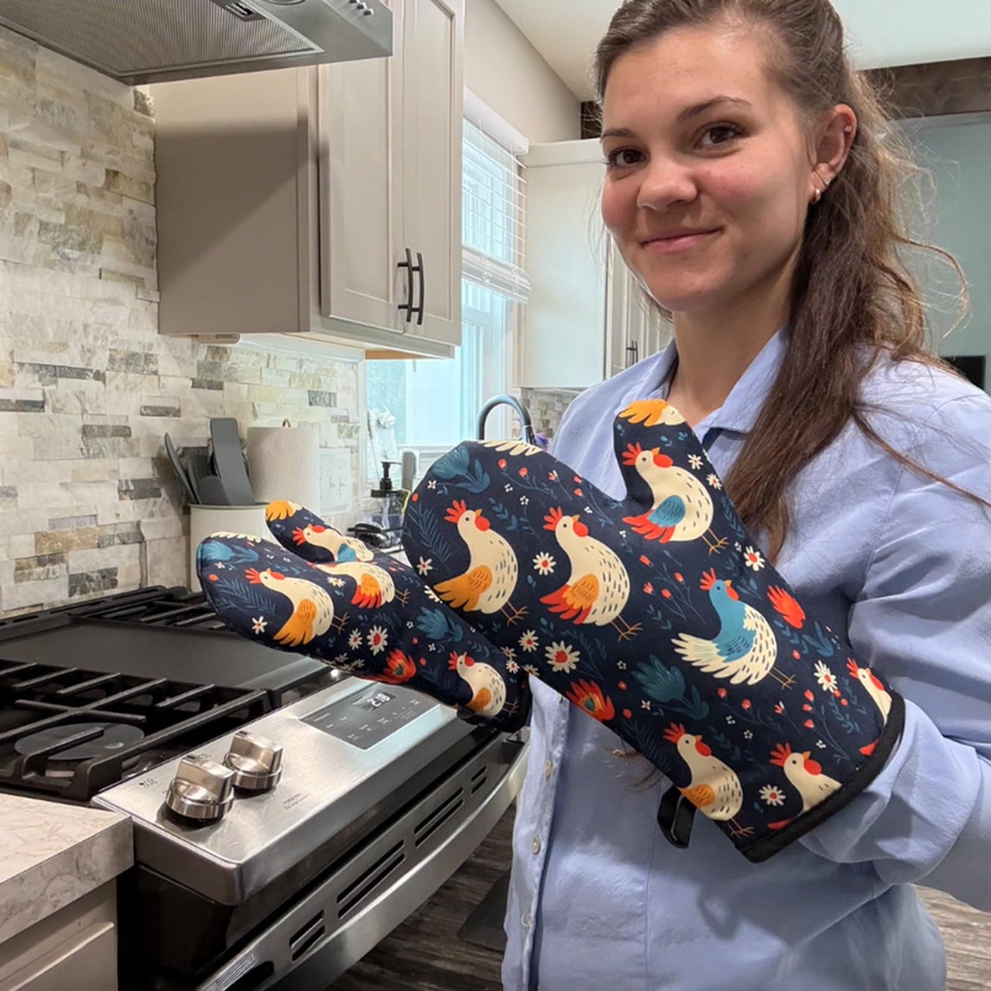 Miracu Oven Mitts Set, Cute Chicken Gifts for Chicken Lovers, Funny Kitchen Decor, Rooster Gifts for Women Mom Her Lady Owner - Bday, Mothers Day Baking Accessories Stuff, Cooking Themed Present Idea