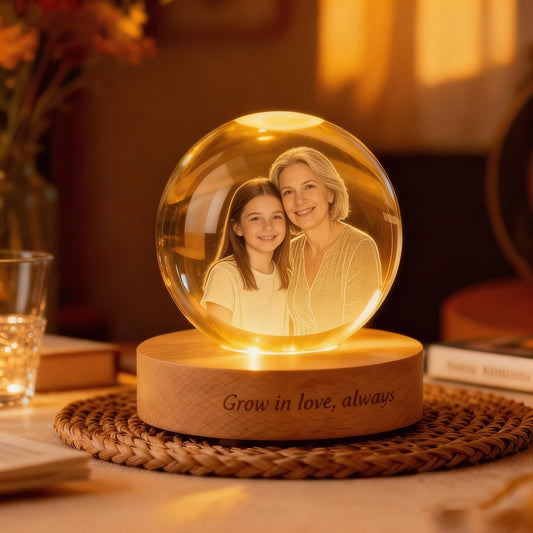 Personalized 3D Photo Crystal Ball for Mom, Custom Engraved Picture Lamp, Color Changing Crystal Globe for Family, Pets, Couples, Babies, Memorial, Birthday, Anniversary (Circle)