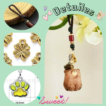 Handmade Wooden Bear & Horse Keychain with Four-Leaf Clover Charm, Cute Animal Lucky Keyring Gift