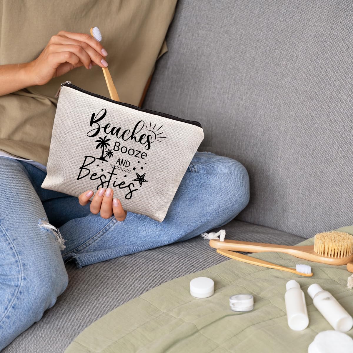 Girls Trip Gifts, Girls Weekend Bestie BFF Friendship Gifts for Women Friends, Beaches Booze and Besties Canvas Makeup Bag Cos