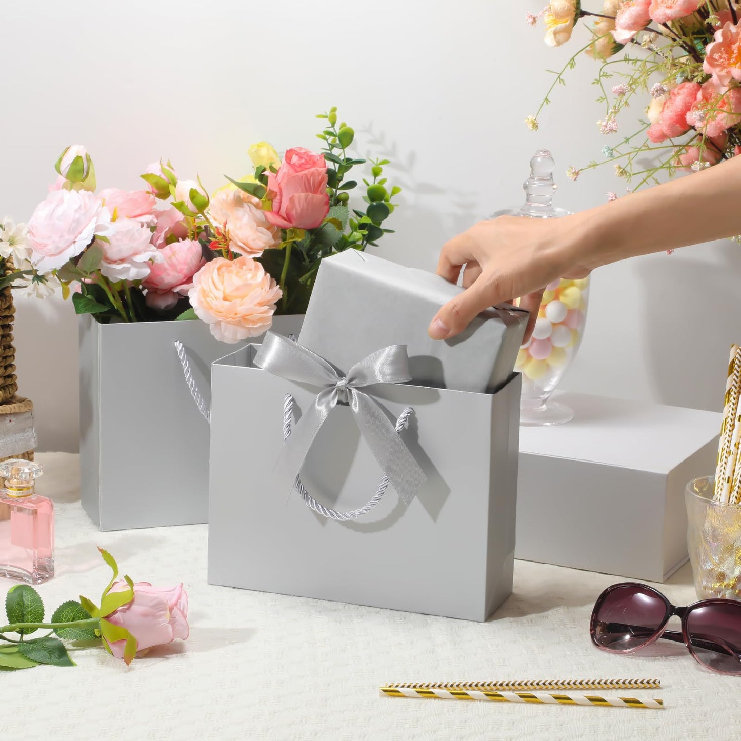DOYIDE 30 Pack Gift Bags Medium Size with Ribbon and Greeting Cards Tissue Paper, 9"x7"x3.1" Portable Paper Gift Bag with Handles, Thank You Bags for Wedding Birthday Party Mothers Day Bridal Shower