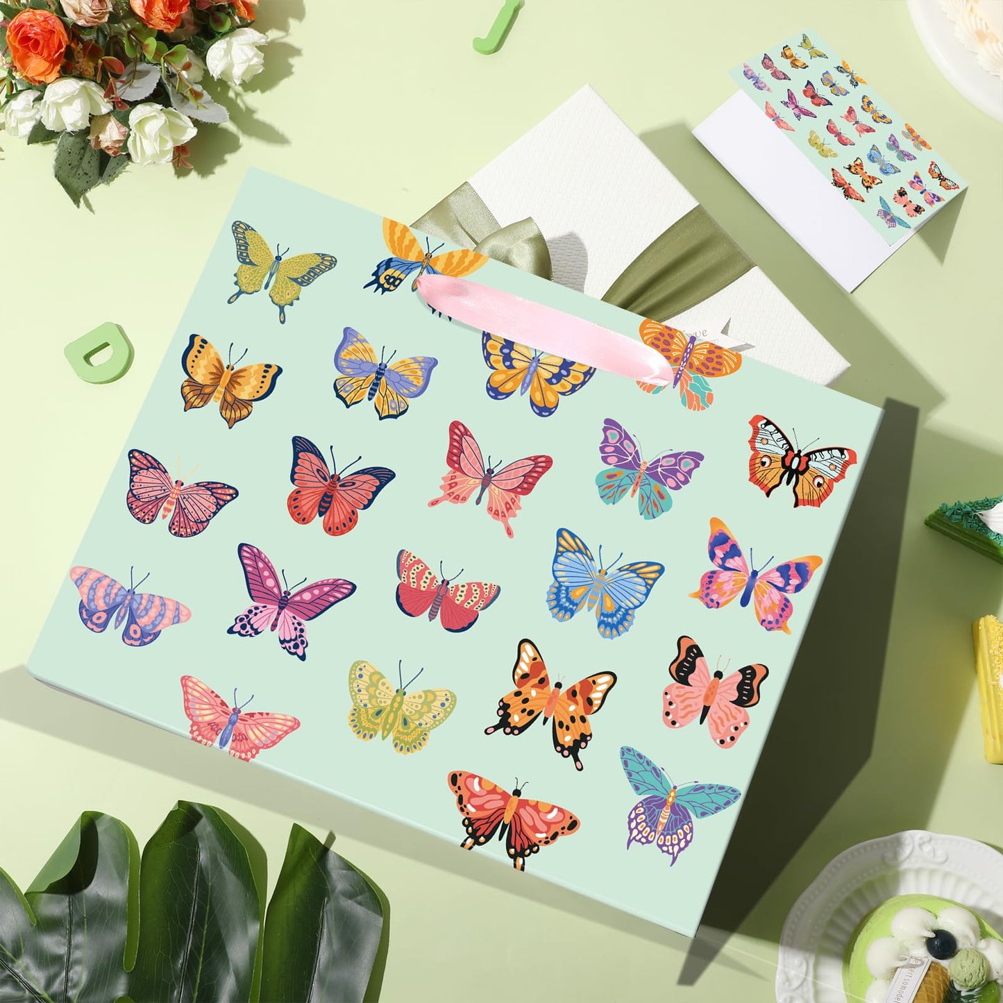 Butterfly Gift Bags for Girls Women Mint Green Butterfly Birthday Gift Wrap Bags with Handle Tissue Papers Greeting Card for Baby Shower Spring Easter Wedding Party Favors Goodie Wrapping Bag Supplies