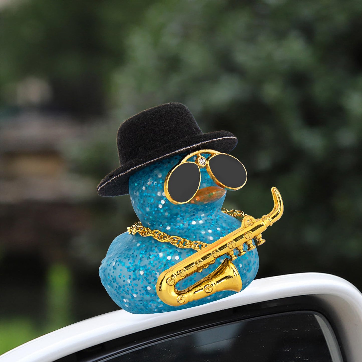wonuu Car Dashboard Ducks, Saxophone Decor Rubber Duck Car Ornaments with Mini Top Hat Necklace Sunglasses (Light Blue)