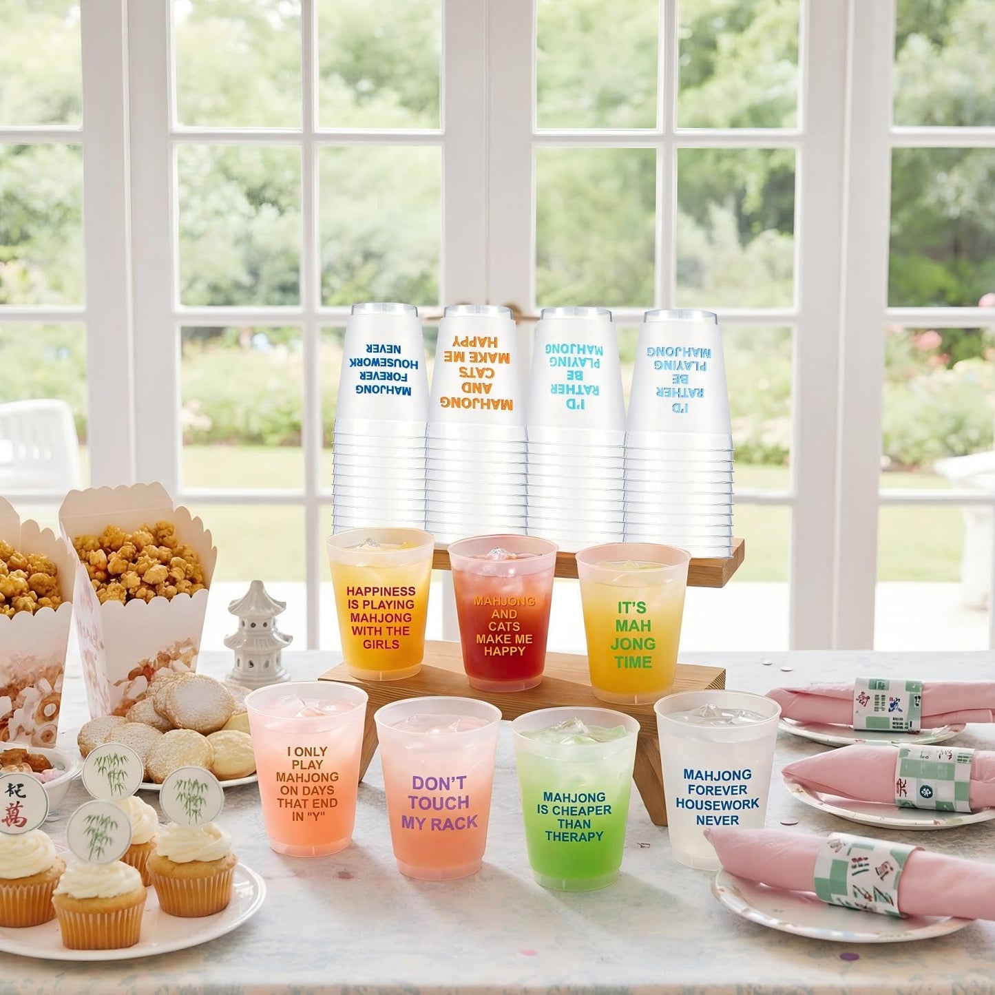 LemonRoad 12 Pcs Mahjong Cups Frosted with Multicolor Funny Phrases Mah Jong Party Supplies Reusable Plastic Mahjong Game Night Cups Gifts for Christmas Birthday Celebration (16 oz,Classic Style)