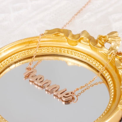 HUTIMY Nonnie Gift Necklace for Grandma Women Rose Gold Nonnies Mothers Day Ornament Best Nonnie ever Gifts