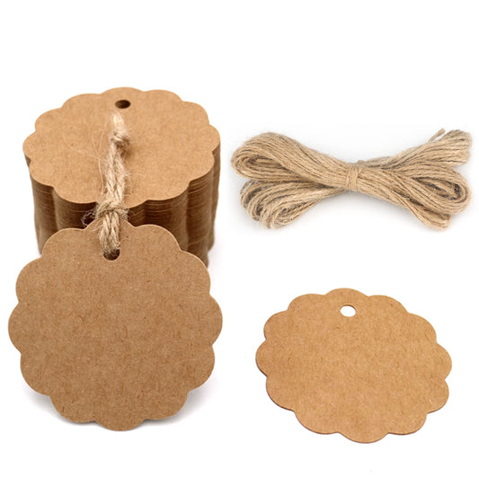 G2PLUS 100PCS Craft Scalloped Paper Gift Tags with Natural Jute Twines, 2.4'' Round Gift Tags Kraft Paper Present Tag for Birthday Party, Wedding Decoration Gifts, Arts & Crafts (Brown)