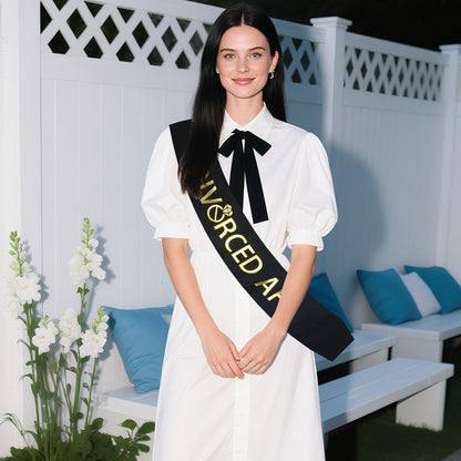 Divorced AF Party Sash, Finally Divorced Sash for Finally Done, Newly Unwed, Free At Last Single Women, Break-up Gift for Her (1)