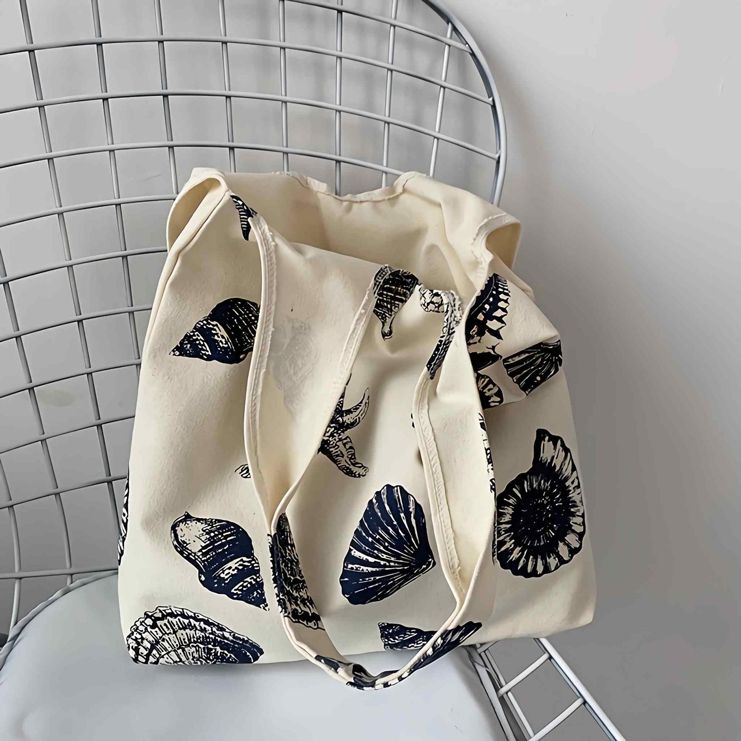 Beach Inspired Canvas Tote Bag For Women, Nautical Seashell And Starfish Print, Casual Shoulder Bag Aesthetic, Cute Small Book Tote, Portable Washable For Women Grocery Shopping Gift For Birthday Day