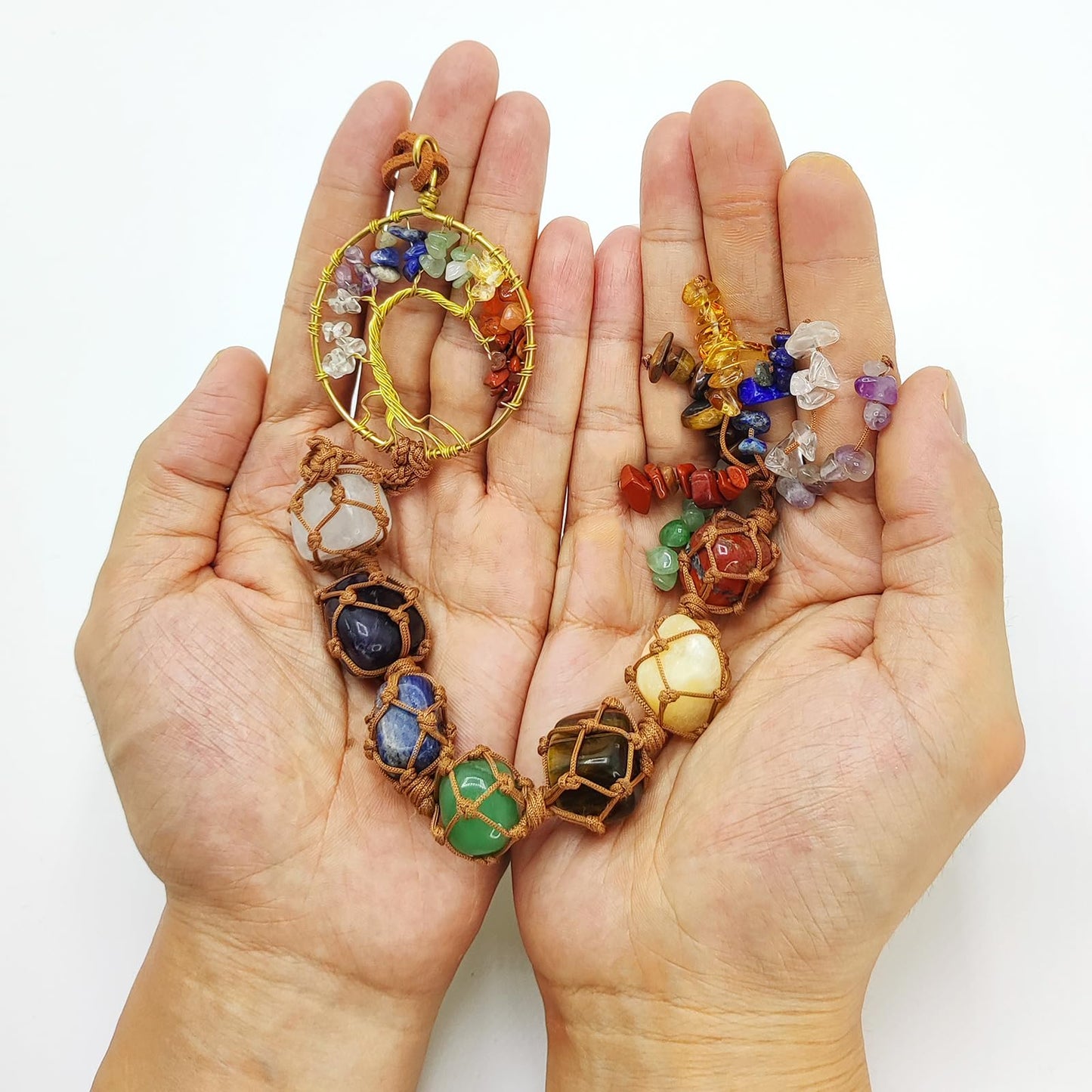 Tree of Life Hanging Chakra Stones, Crystals and Healing Stones Chakra Ornaments for Christmas Tree, Witchy Gifts, Dream Catchers and Meditation Accessories 7 Chakra Decor