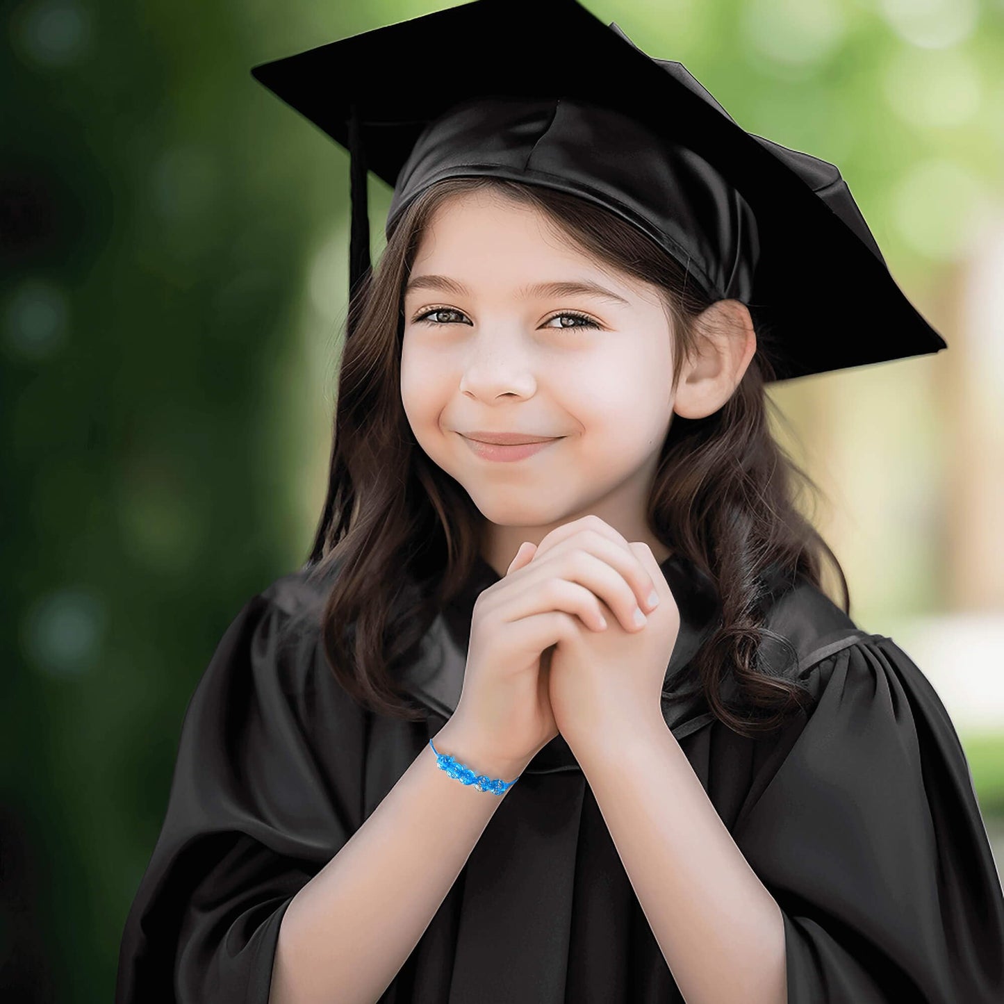 5th 6th 8th Grade Graduation Bracelets Gifts for Her Him Grad Card Congratulations Gift Graduates Cap Box Graduating Daughter Son Granddaughter Grandson Nephew Niece Bracelet Jewelry Ideas Unique