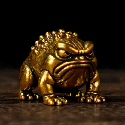 CHOVY Solid Brass Angry Frog Figurine, 100% Solid Brass Retro Statue with Vivid Eyes, Handcrafted Oddities and Curiosities Collectible for Desk, Office & Home Decor, Unique Gift for Frog Lovers