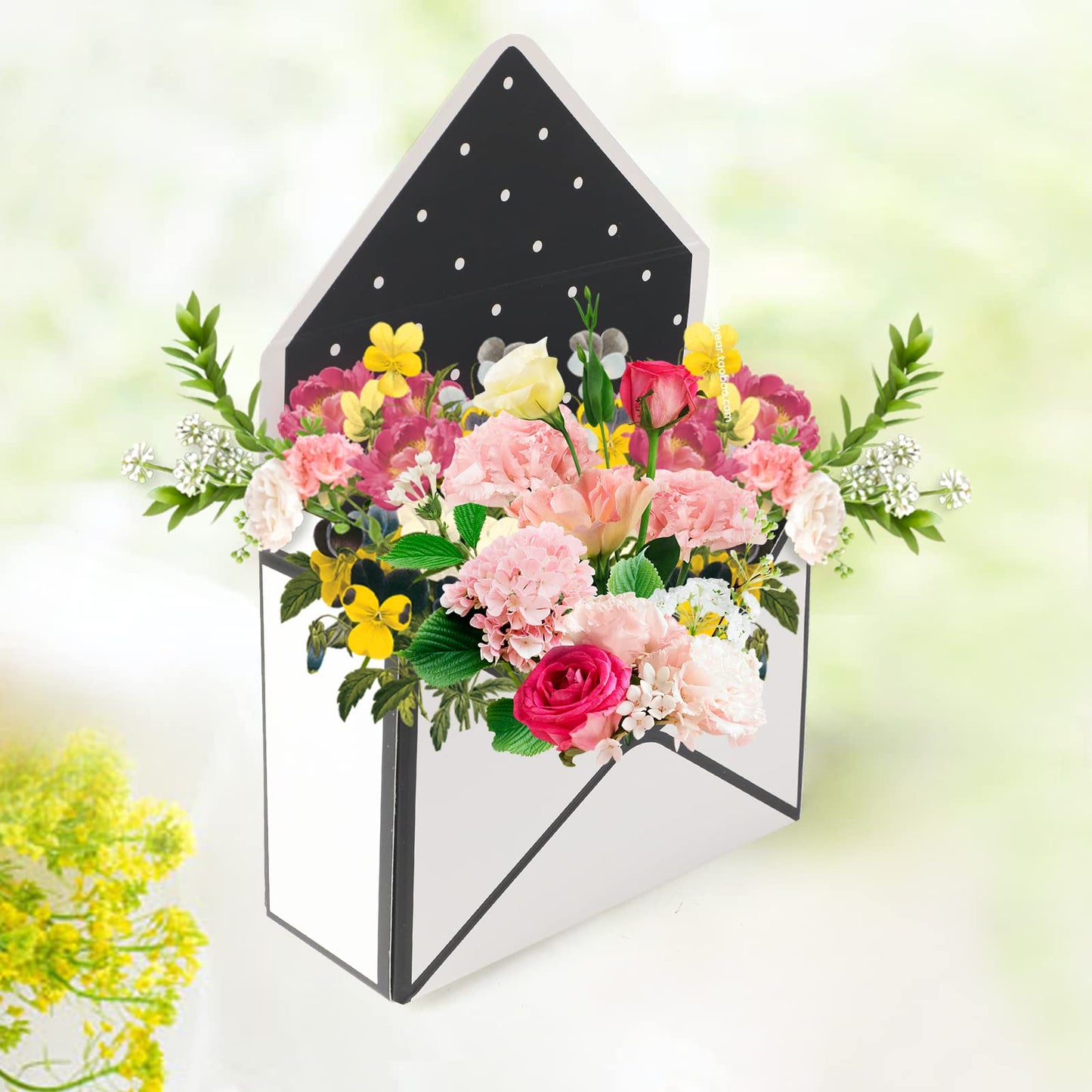 LOMIMOS 5PCS Florist Bouquet Envelope Box,Folding Flower Packaging Wrapping Storage Gift Paper Box for Mother's Day Wedding Engagement Birthday Graduation Valentine Party(Black/White)
