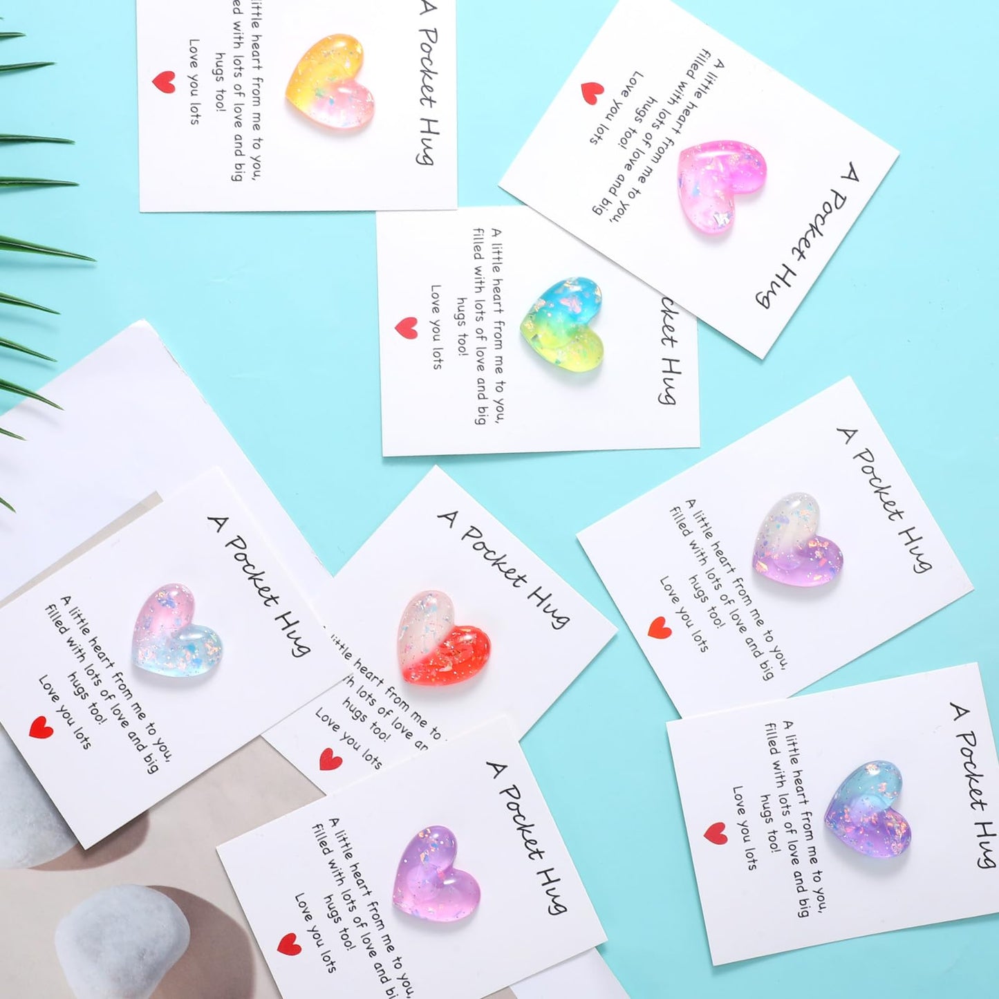 Tucnoeu 8 Pcs Pocket Hug Heart Greeting Cards, Little Heart Pocket Hug Card,Gift for Valentines Day, Keepsake Exchange Relationship Cards for Colleagues, Family, Friends