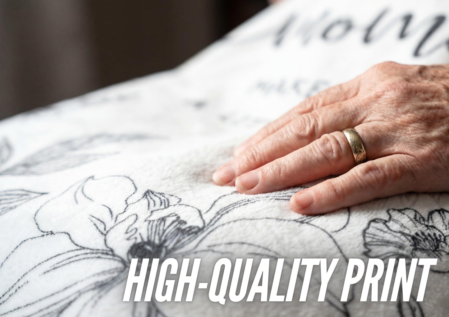InnoBeta Mommom Gifts, Grandma Gifts for Mommom, Flannel Throw Blankets on Mother's Day, Christmas, Birthday, 50" x 65", Beige Flowers