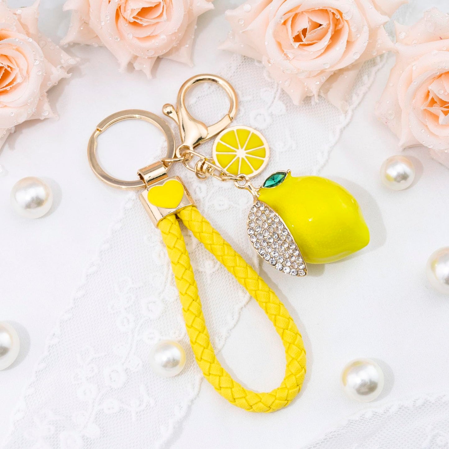 Lemon Bag Charm Gifts for Women Lemon Keychain Fruit Keychain Yellow Crystal Rhinestone Key Chain Fruit Keyring for Purse Bag Backpack Car Jewelry Gift for Girls Friends Family Accessories