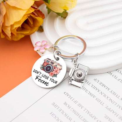 Photographer Gifts for Women Camera Keychain Cool Gifts for Photographers Camera Lovers Unique Birthday Christmas Valentines Day Gift for Her Photography Accessories Don't Lose Your Focus