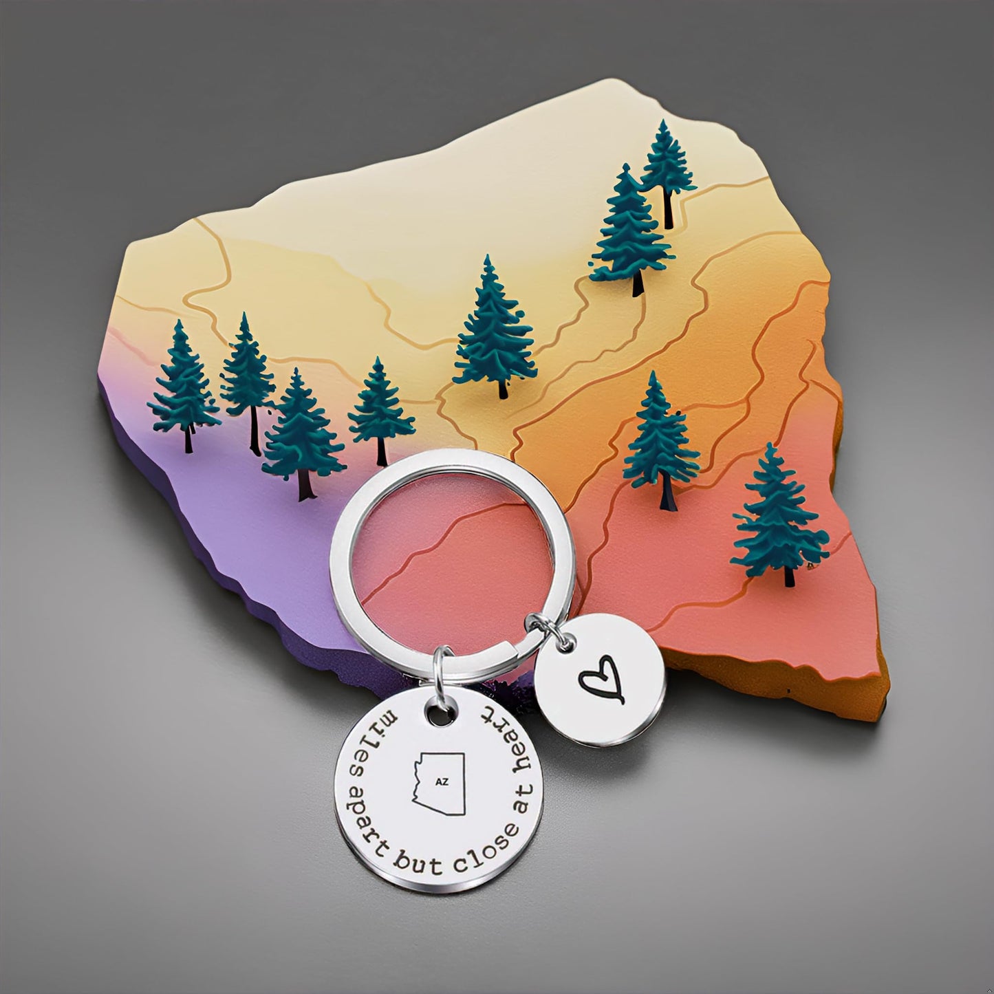 JJTZX Miles Apart but Close at Heart United States Keychain - Long Distance Relationship Gift