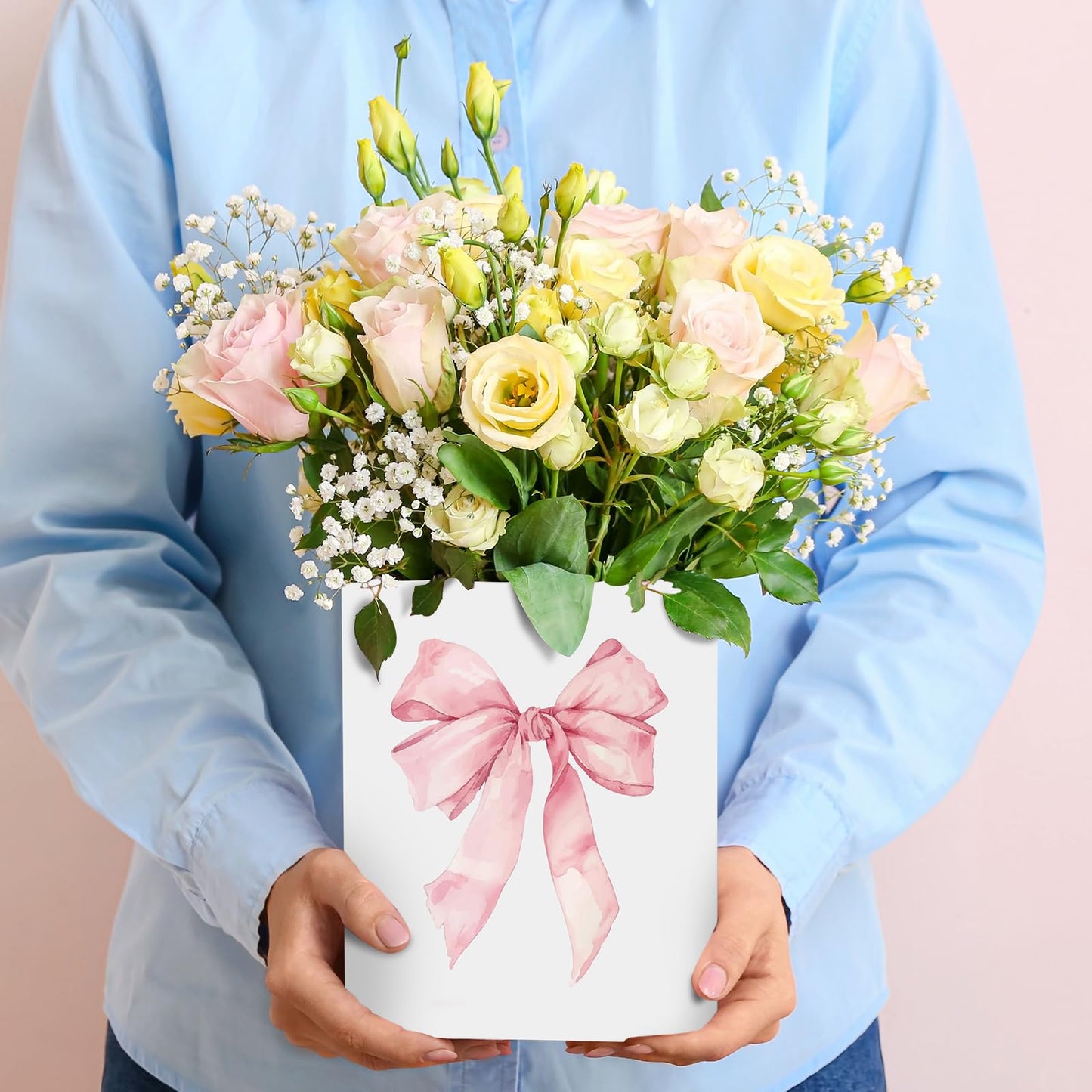 Kolldenn 16 Pcs Coquette Pink Bow Paper Gift Bags Women Mother's Day Birthday Favor Goodie Candy Bags with Handles for Bridal Engagement Baby Shower Party Supplies