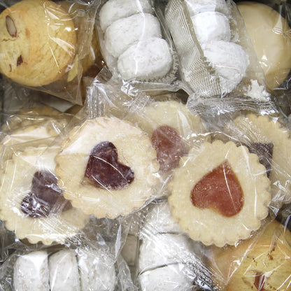 Assorted Italian Cookies Gift Box, Over 30 Individually Wrapped Traditional Gourmet Cookies - 2Lb Square Tin with Authentic Premium Pastries for Holiday Gifting, Coffee Pairing, and Celebrations